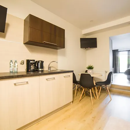 Willa Zacisze - Ostrowo - Komfortowe Apartamenty I Pokoje W Cichej Okolicy - Oaza Spokoju Exterior photo