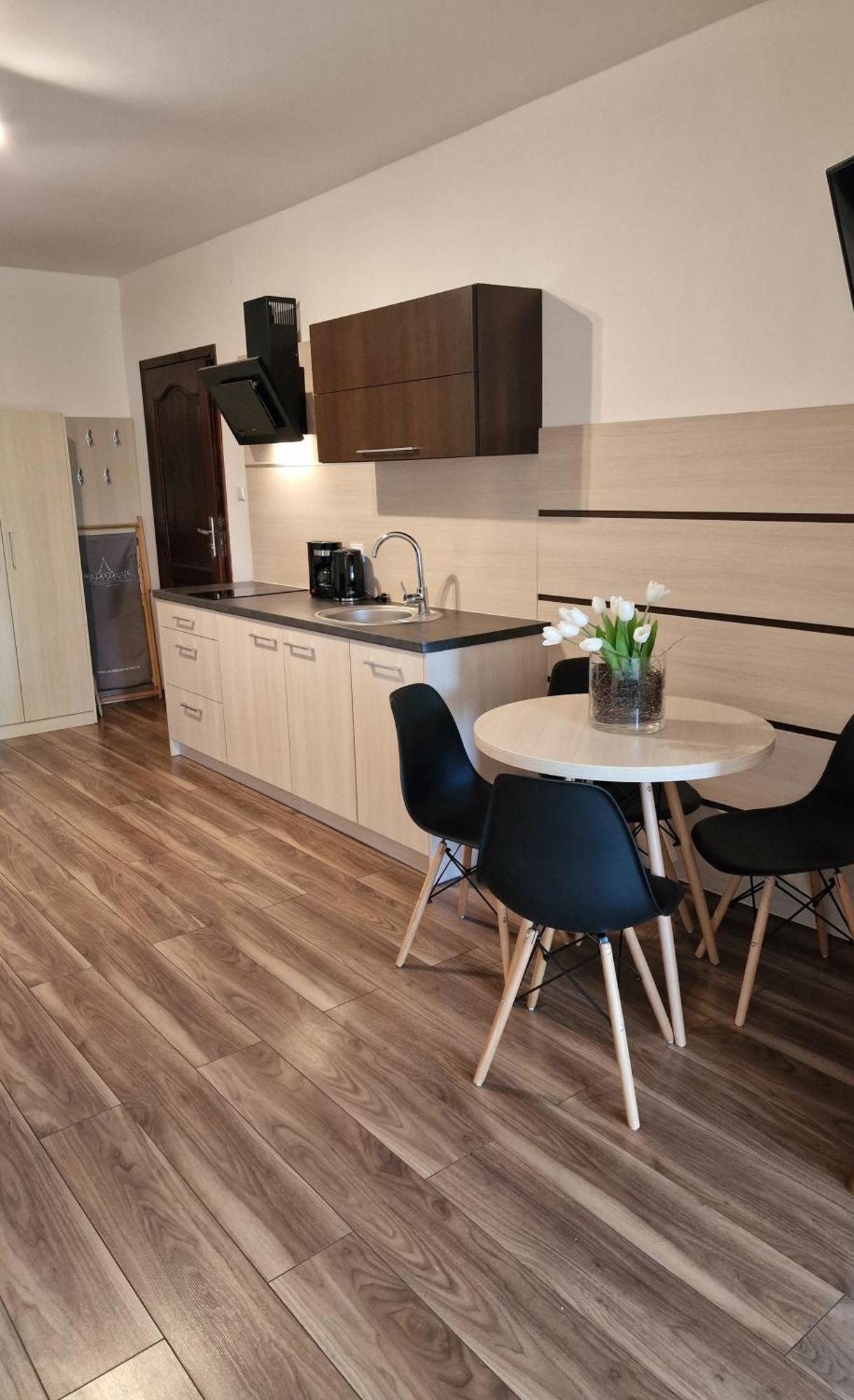 Apartment Zacisze - - Komfortowe I W Cichej Okolicy - Oaza Spokoju *